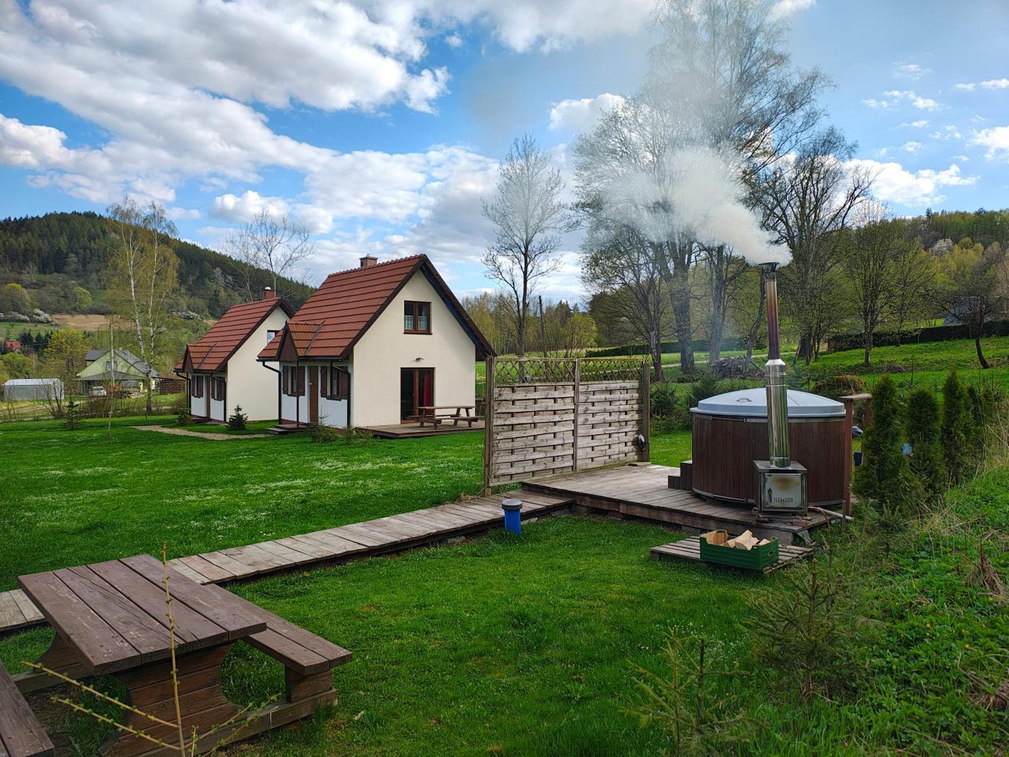 Bieszczadzkie Brzegi Appartement Ustrzyki Dolne Buitenkant foto